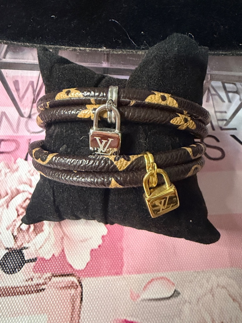 1x Leather Monogram Double Wrap Bracelet with Gold or Silver Padlocks